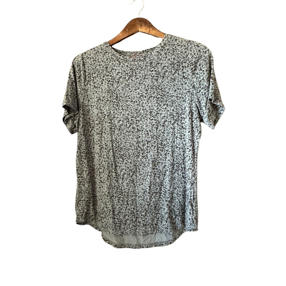 Old Navy Women's Gray Leopard Print Short Sleeve Crew Neck T-Shirt Size M
